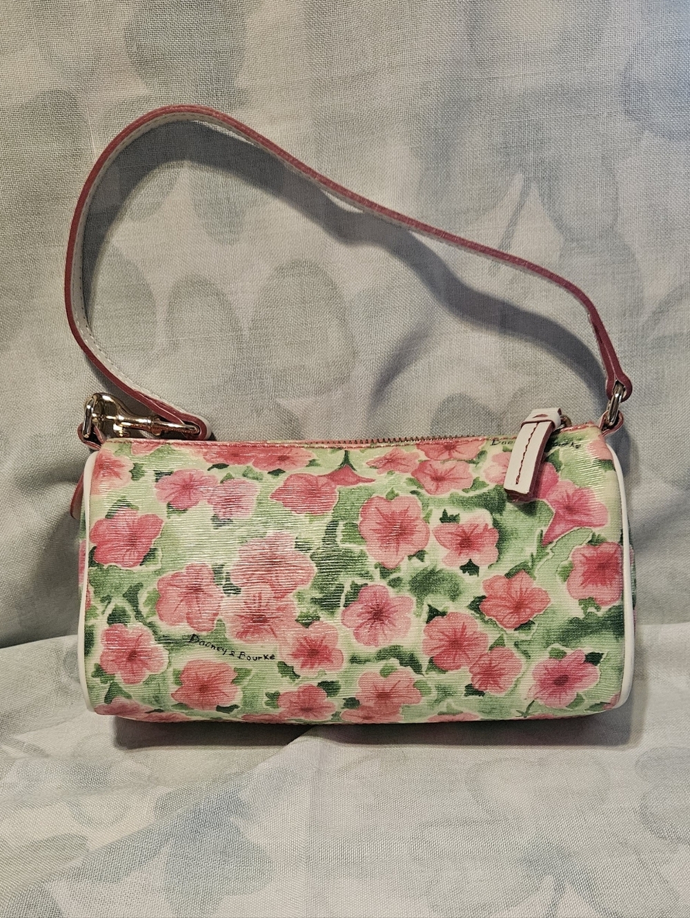 Dooney and Bourke Pink Petunias Mini Barrel Bag Large Slim Wristlet, Medium Case - Picture 3 of 12